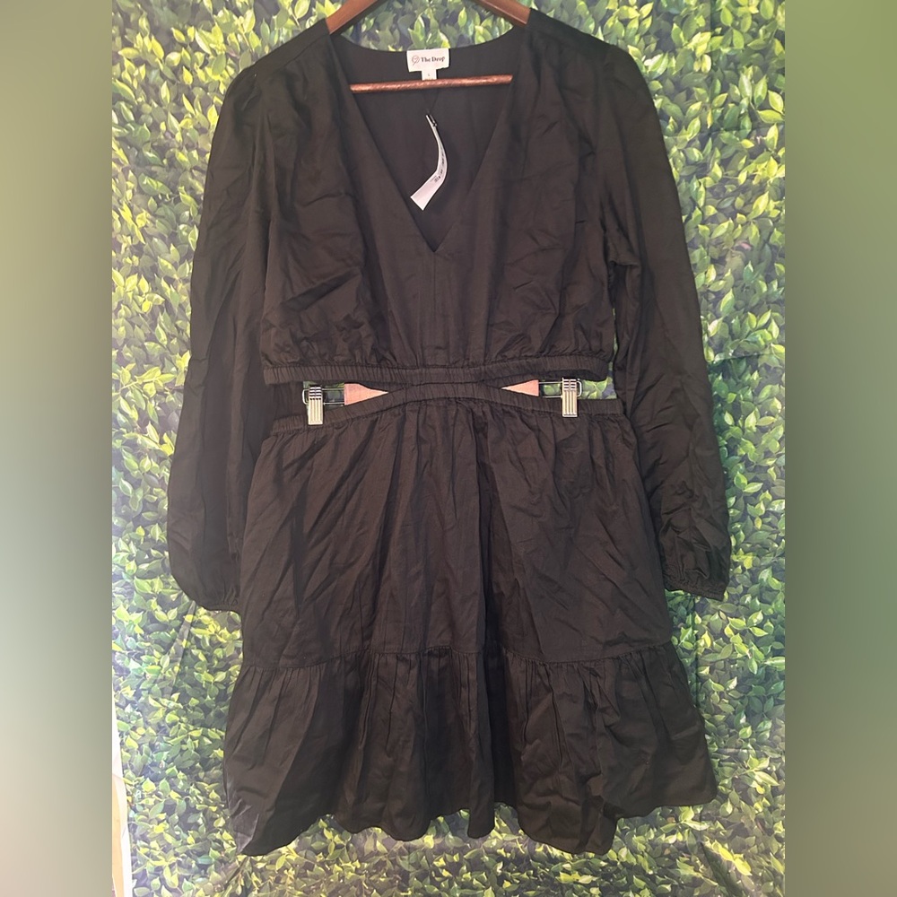 Elegant Black Cut Out Mini Dress - Picture 3 of 7